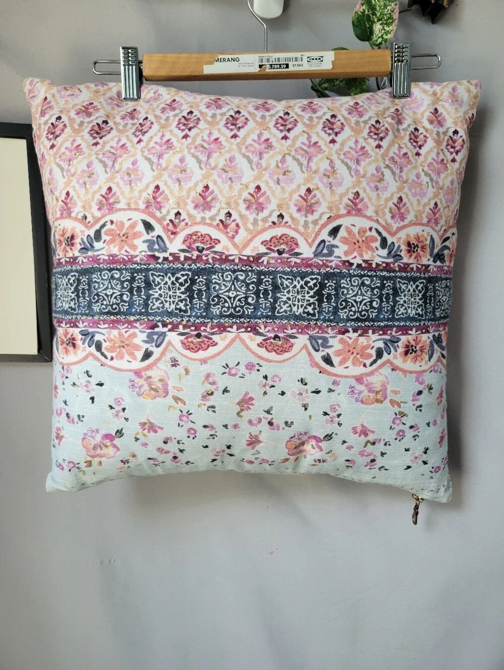 Anthropologie Aurora Accent Throw Pillow 18 x 18